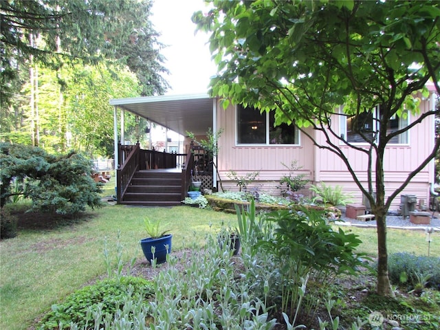 11622 Silver Lake Rd Unit 14, Everett, WA 98208 - view of home's exterior with a yard and covered porch