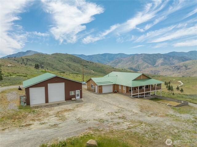 29 Barn Dance Dr, Pateros, WA 98846 - view of mountain background