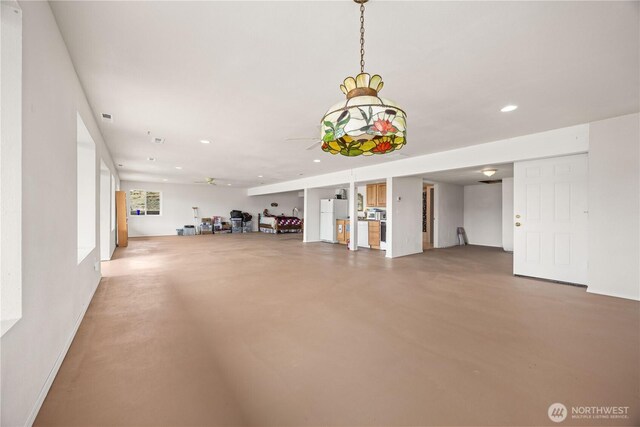 29 Barn Dance Dr, Pateros, WA 98846 - garage with freestanding refrigerator, recessed lighting, and ceiling fan