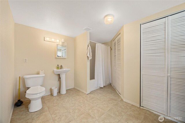 29 Barn Dance Dr, Pateros, WA 98846 - full bathroom with a closet and toilet