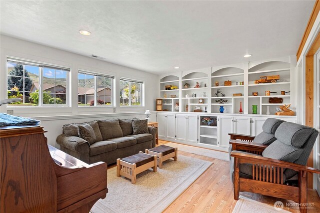 1600 Brandi Ct, Wenatchee, WA 98801 - living room with light wood-style flooring and recessed lighting
