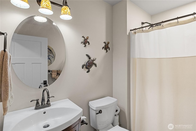 111 Wren Loop SW, Mattawa, WA 99349 - full bathroom featuring curtained shower and vanity