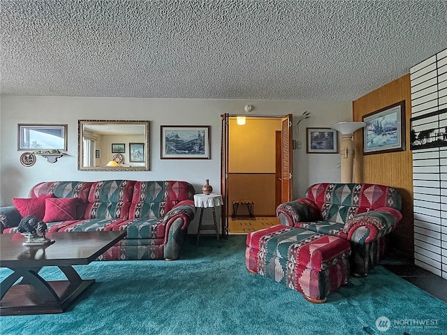 2208 Sandra Ave, Centralia, WA 98531 - carpeted living area with a textured ceiling