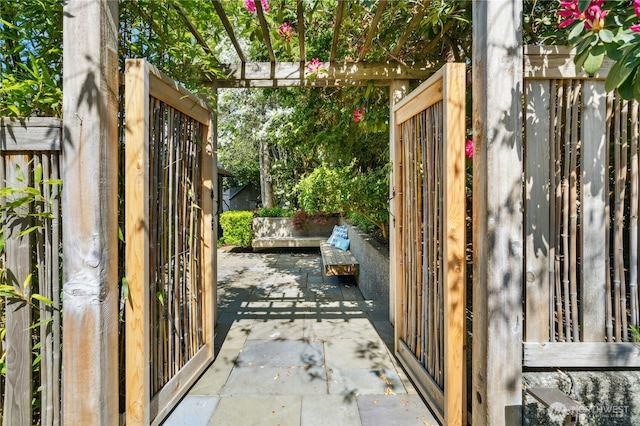 13712 SE 44th St, Bellevue, WA 98006 - view of doorway
