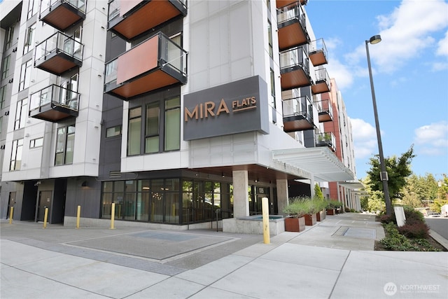 1085 103rd Ave NE Unit 203, Bellevue, WA 98004 - view of apartment building / complex