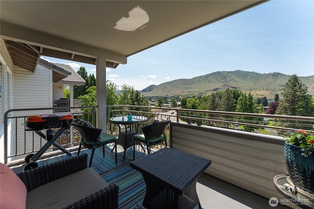 808 W Manson Rd Unit B303, Chelan, WA 98816 - balcony with a mountain view