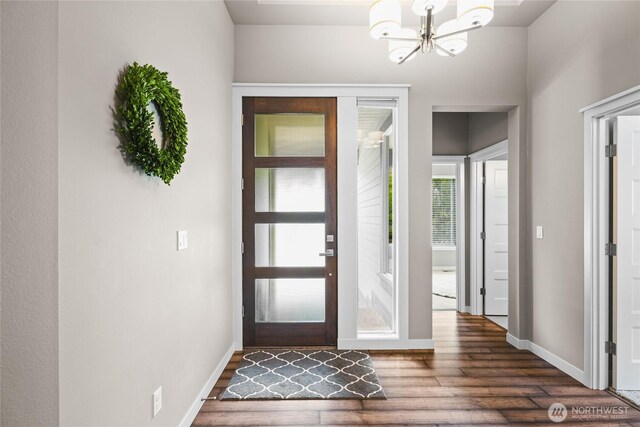 35681 30th Ave S, Federal Way, WA 98003 - entryway featuring a chandelier, wood finished floors, and baseboards