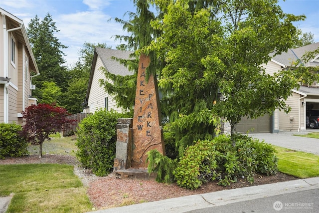 35681 30th Ave S, Federal Way, WA 98003 - community sign featuring asphalt driveway
