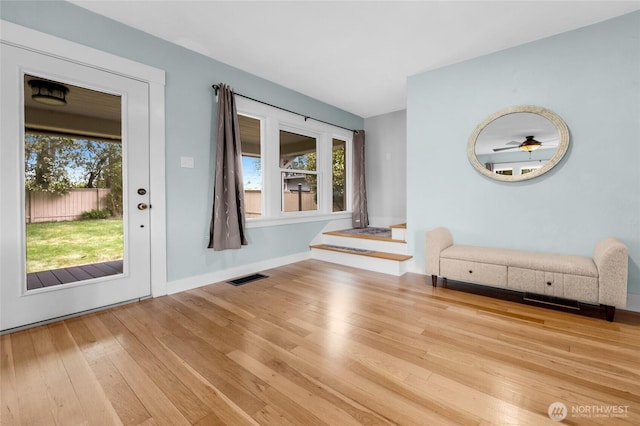 1814 SW 347th Pl, Federal Way, WA 98023 - entrance foyer featuring wood-type flooring and baseboards
