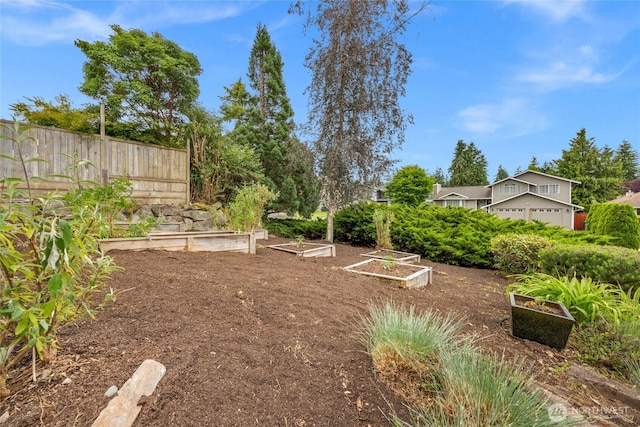 1814 SW 347th Pl, Federal Way, WA 98023 - view of yard with a vegetable garden