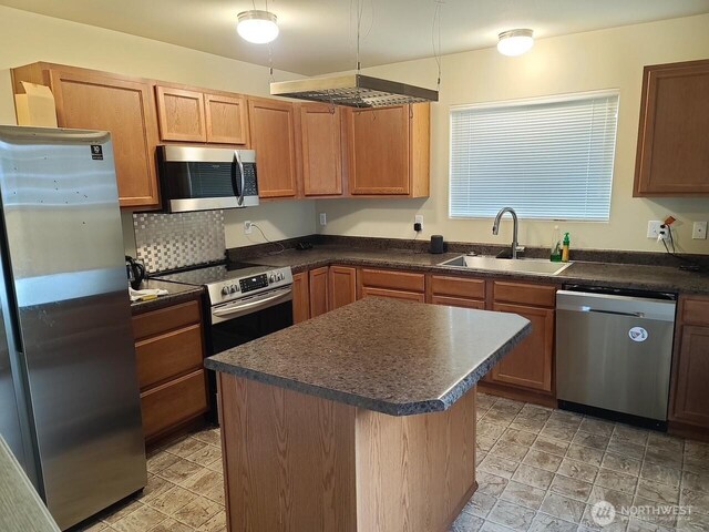 10310 25th St SE, Lake Stevens, WA 98258 - photo 2