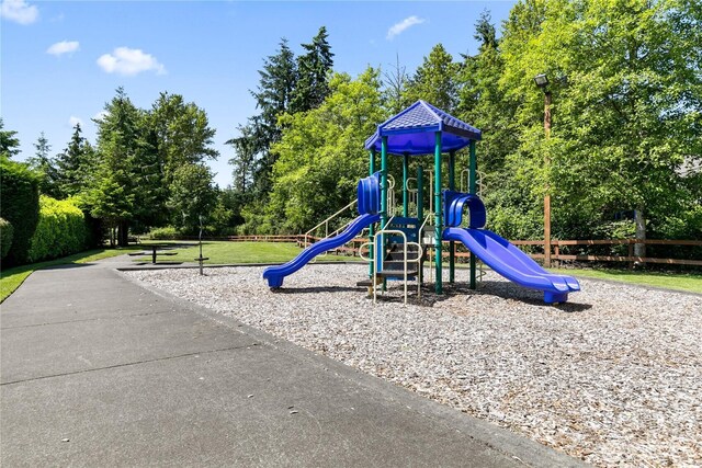 813 SW 363rd Pl, Federal Way, WA 98023 - community jungle gym with view of scattered trees
