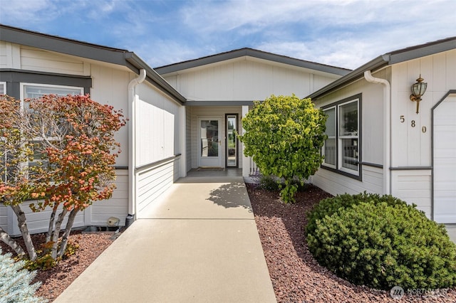 580 Canyon Dr, East Wenatchee, WA 98802 - property entrance