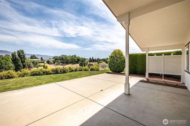 580 Canyon Dr, East Wenatchee, WA 98802 - view of patio / terrace