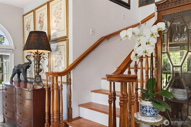 10 E Sunny Sands Rd, Cathlamet, WA 98612 - view of staircase