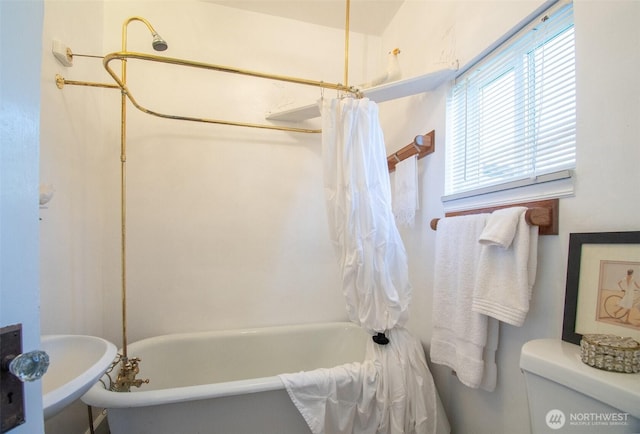 10 E Sunny Sands Rd, Cathlamet, WA 98612 - full bathroom with toilet and a combined bath / shower with freestanding tub
