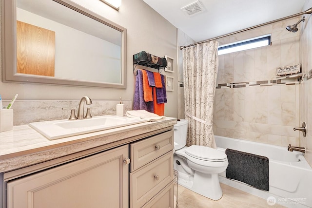 2611 S 288th St Unit 61, Federal Way, WA 98003 - bathroom featuring vanity and shower / tub combo