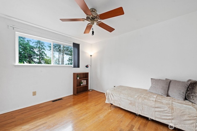 2433 199th Pl SW, Lynnwood, WA 98036 - living room with wood finished floors and ceiling fan