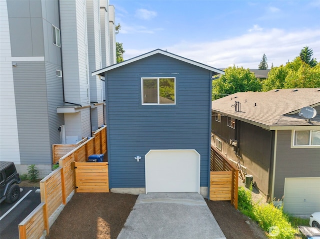9526 Interlake Ave N, Seattle, WA 98103 - photo 4
