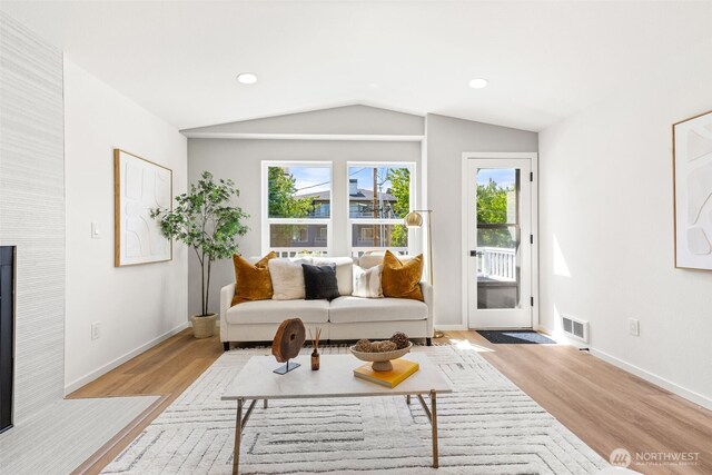 9526 Interlake Ave N, Seattle, WA 98103 - photo 9