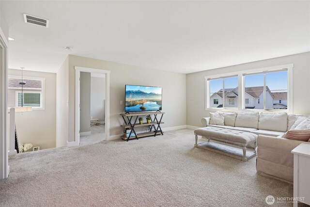 648 S Davis St, Buckley, WA 98321 - living area featuring carpet flooring and baseboards