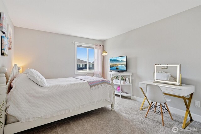 648 S Davis St, Buckley, WA 98321 - bedroom featuring carpet and baseboards
