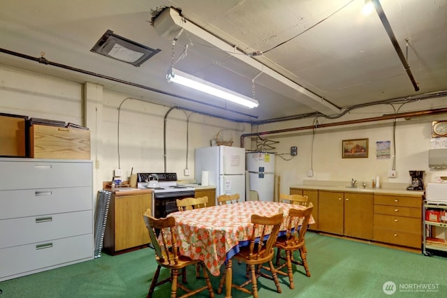 919 2nd Ave W Unit 103, Seattle, WA 98119 - dining area with light carpet