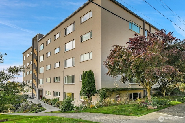 919 2nd Ave W Unit 103, Seattle, WA 98119 - view of property