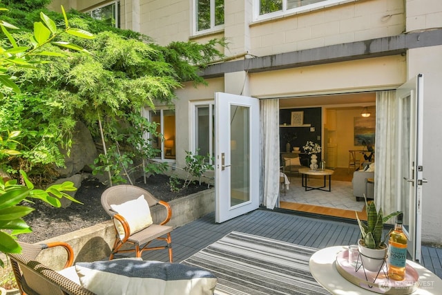 919 2nd Ave W Unit 103, Seattle, WA 98119 - view of deck