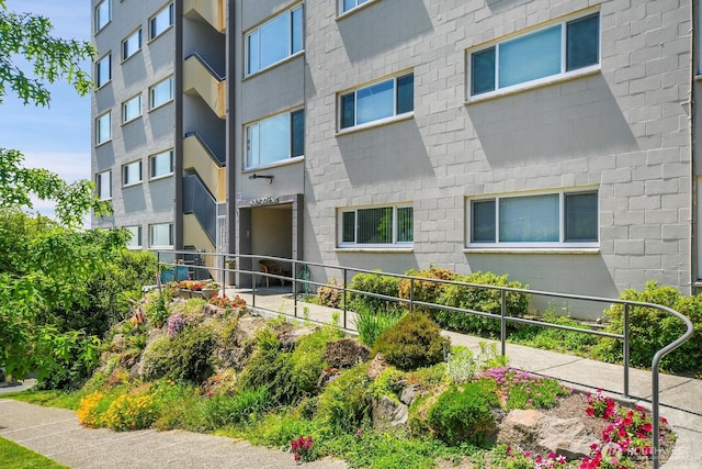 919 2nd Ave W Unit 103, Seattle, WA 98119 - view of property