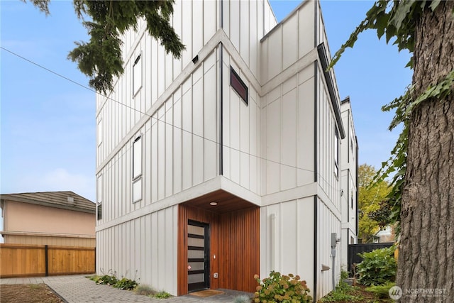 4556 34th Ave S, Seattle, WA 98118 - photo 2
