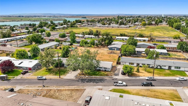 9023 Mcconnell Dr Unit B, Moses Lake, WA 98837 - drone / aerial view of a large body of water