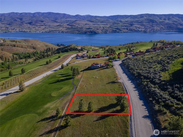 322 Paintbrush Rd, Chelan, WA 98816