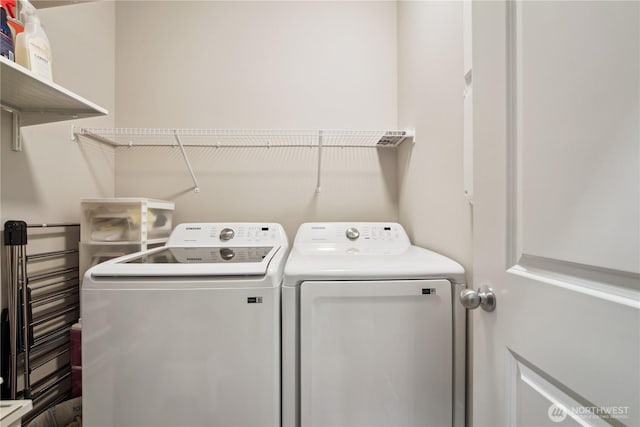 4305 23rd Ct NE, Olympia, WA 98516 - laundry area with washing machine and clothes dryer