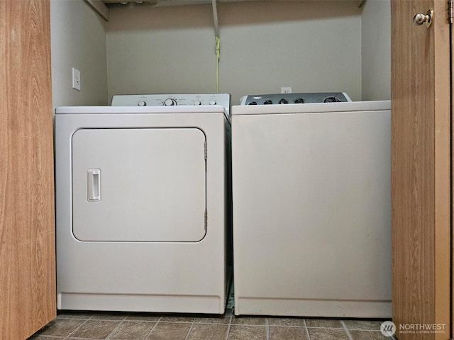 1404 102nd St E, Tacoma, WA 98445 - laundry area with independent washer and dryer and tile patterned flooring