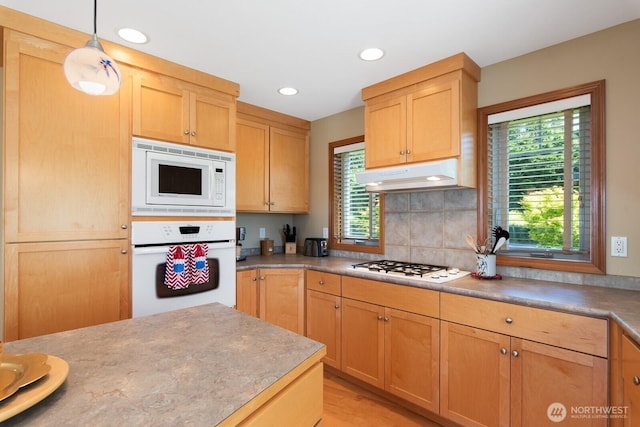 3425 Rose Ln, Camano Island, WA 98282 - photo 17