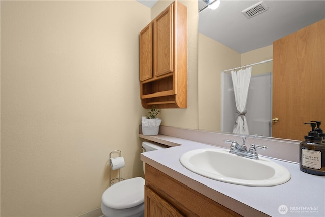 16215 NE 13th St, Vancouver, WA 98684 - bathroom featuring vanity and a shower with curtain