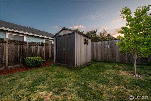 16215 NE 13th St, Vancouver, WA 98684 - fenced backyard featuring a shed