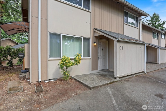 2300 9th Ave SW Unit C1, Olympia, WA 98502 - view of front of home featuring roof with shingles