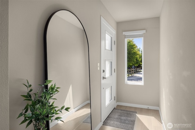 16201 Meadow Rd Unit G2, Lynnwood, WA 98087 - entryway featuring baseboards