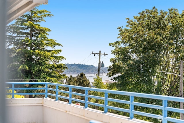 2244 13th Ave W Unit 106, Seattle, WA 98119 - view of balcony