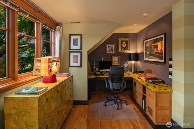 524 Malden Ave E, Seattle, WA 98112 - photo 14