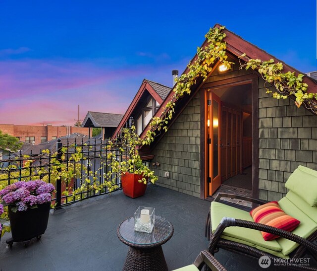 524 Malden Ave E, Seattle, WA 98112 - photo 29