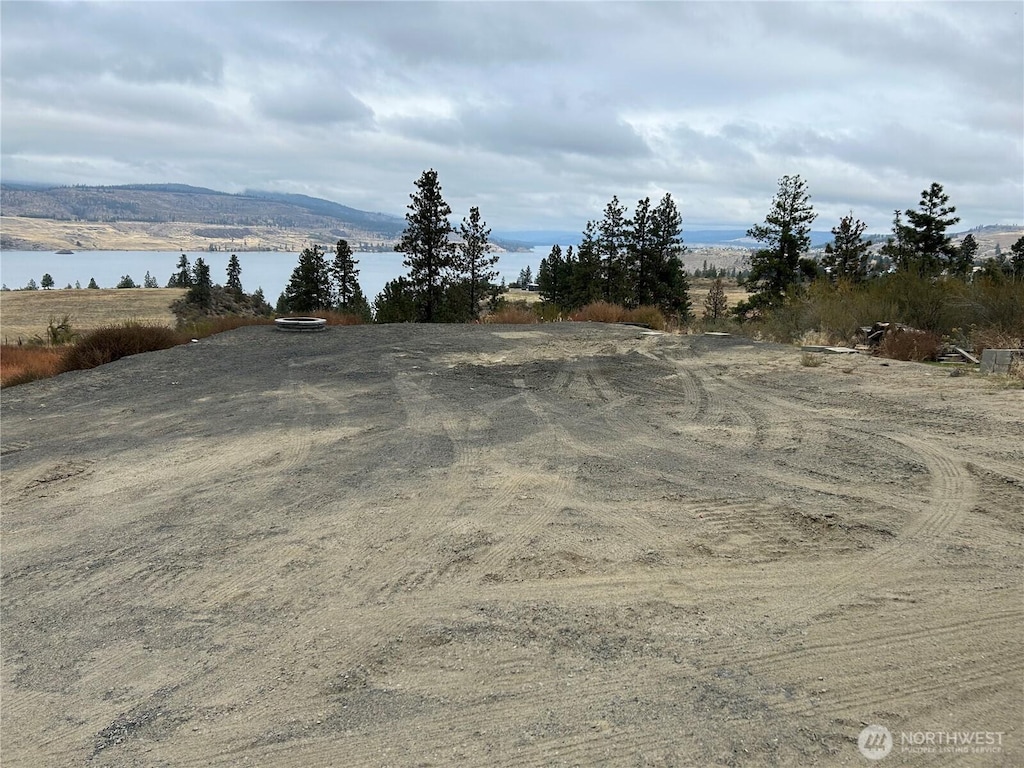 39461 Bitterroot Ln N, Seven Bays, WA 99122