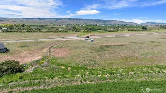 521 Thorp Landing Ln, Thorp, WA 98946