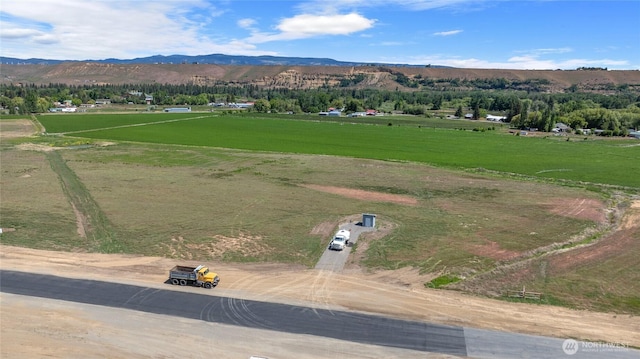 521 Thorp Landing Ln, Thorp, WA 98946