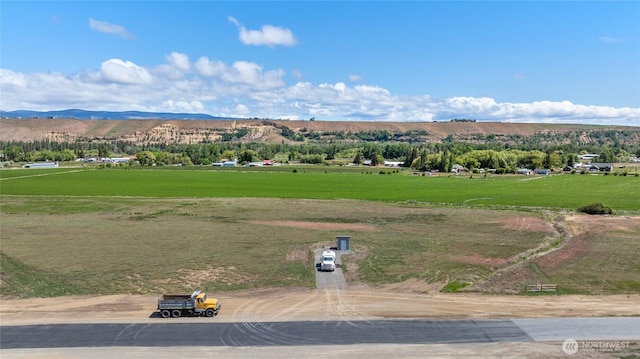 521 Thorp Landing Ln, Thorp, WA 98946