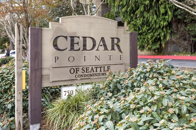 750 N 143rd St Unit 211, Seattle, WA 98133 - view of community / neighborhood sign