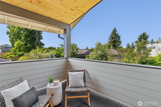 5041 Bowen Pl S, Seattle, WA 98118 - view of balcony