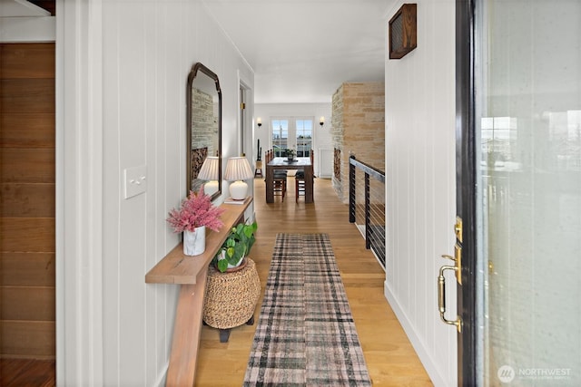 1083 N Vista Del Monte St, Camano Island, WA 98282 - corridor featuring light wood finished floors